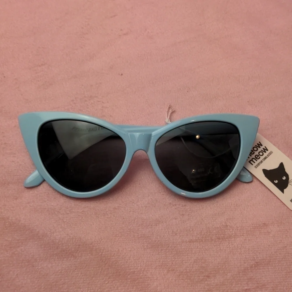 Petals and Peacocks Light Blue Cat Eyes Sunglasses